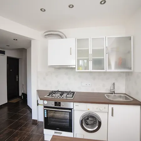 Cherry House Bieniewicka Apartment *